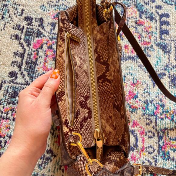 MICHAEL KORS Embossed Leather Snakeskin Satchel Handbag 🐍🤎 - Picture 4 of 8